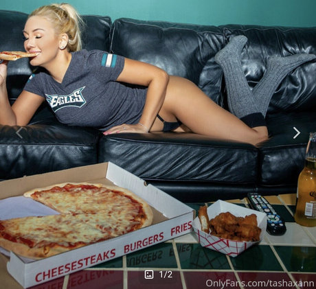 Tashaxann sex model photo