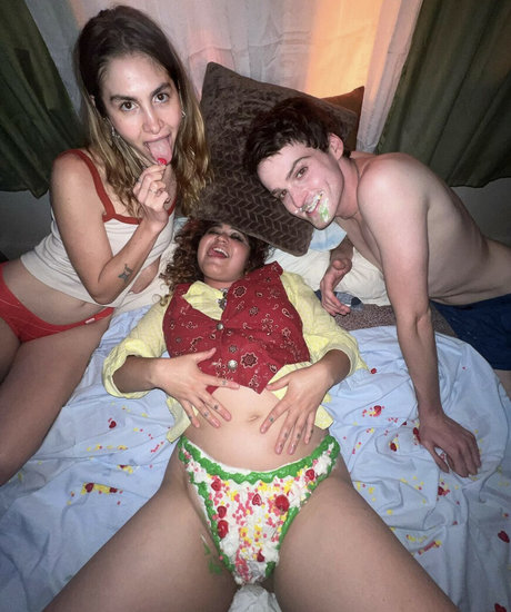 Remi Wolf xxx model img