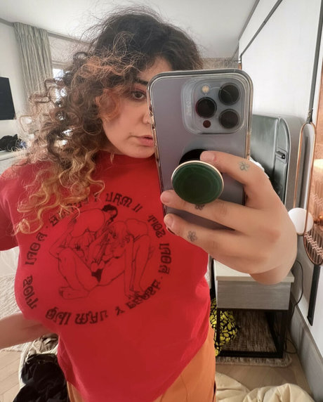 Remi Wolf exclusive actress pic