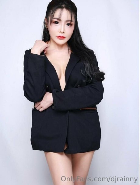 djrainny star naked img