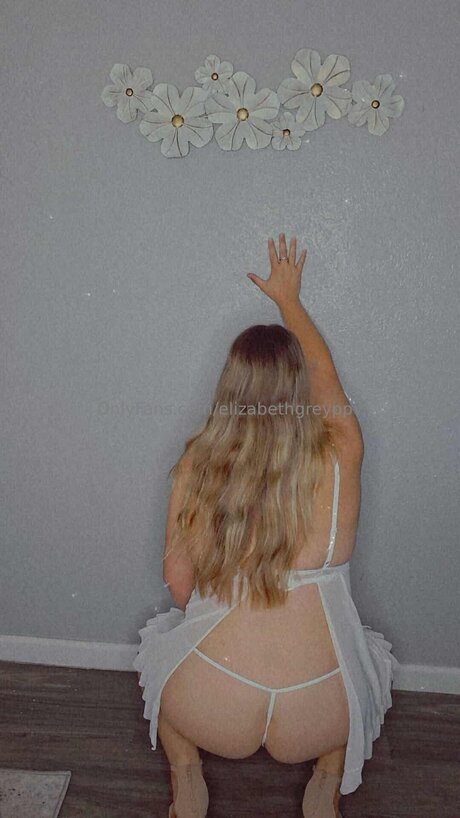 elizabethgreyppv hot star pic