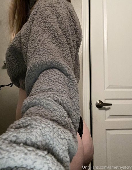 amethystcry model hd gallery