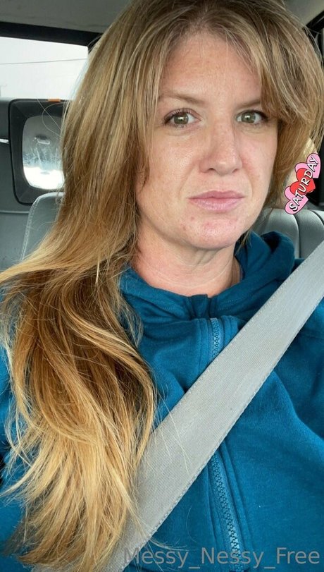 messy nessy free erotic actress pics