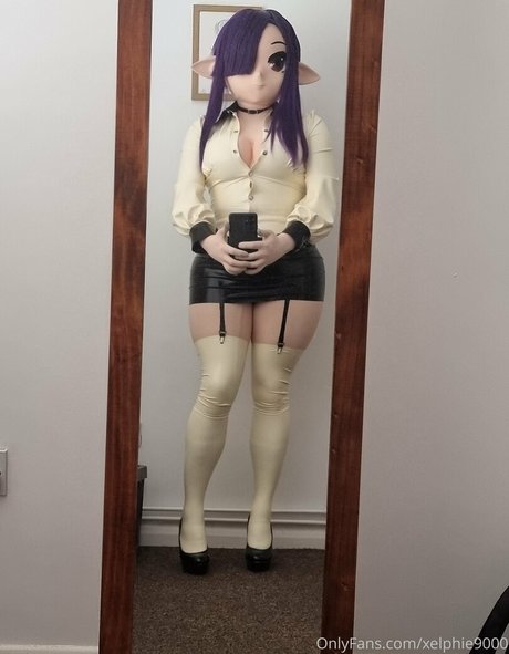 xelphie9000 model exclusive images