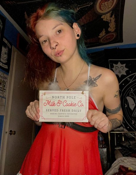 _Abandonedghost art star picture