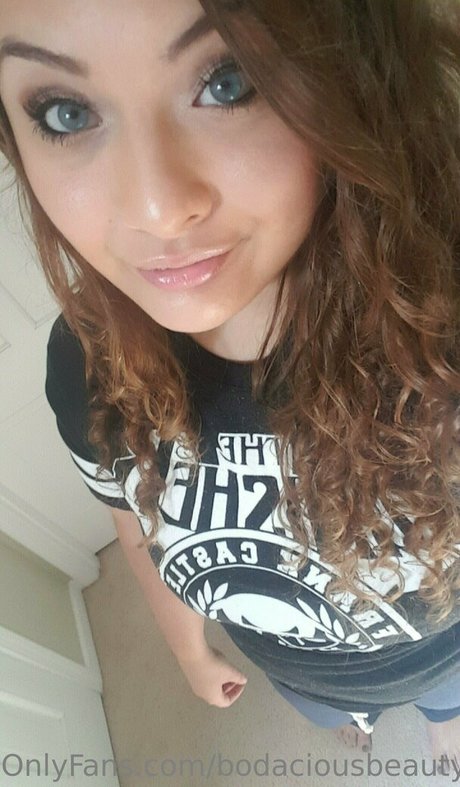 bodaciousbeauty nude pornstar picture