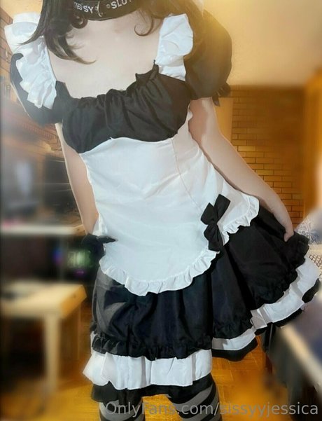 sissyyjessica adult model photo