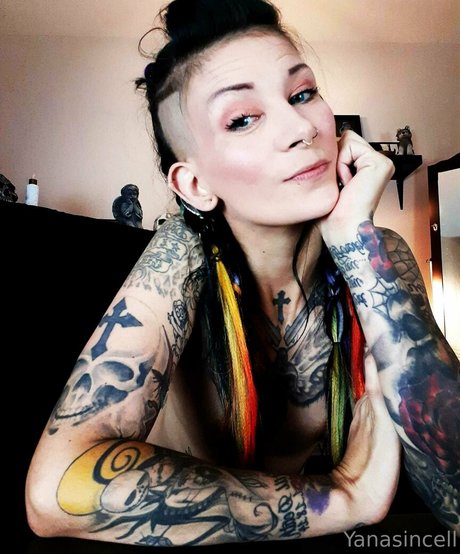 yanasincell666 porn actress picture