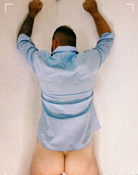 inkeddilf free pornstar pics