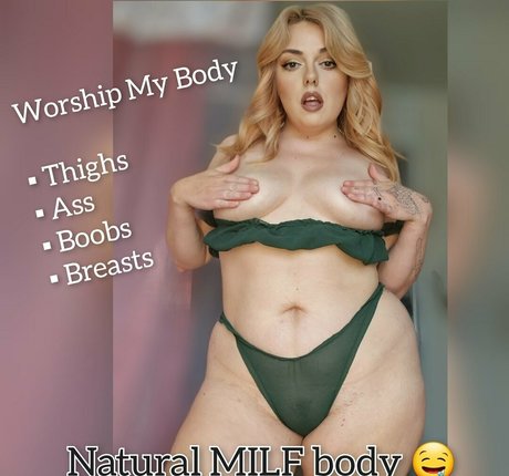 cuckdommechandler naked actress pics