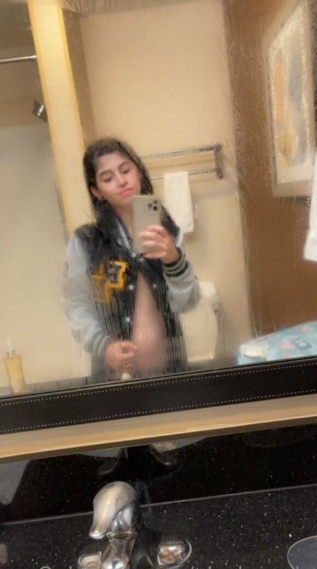 alaskazade art actress archive