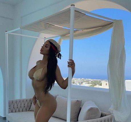 Elyssa Monson star image