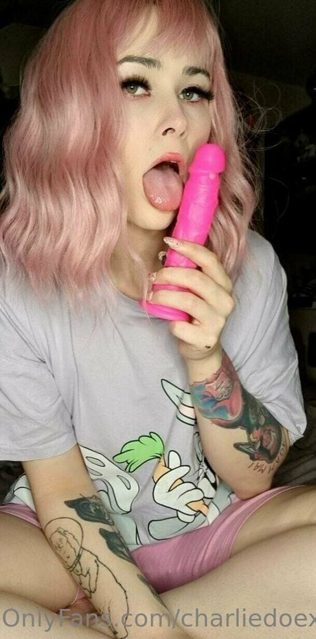 charliedoexofree star top images