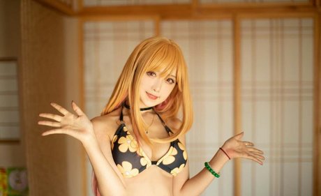 Shika daily sexy star gallery