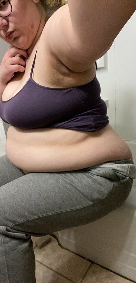 stufferlover model top image