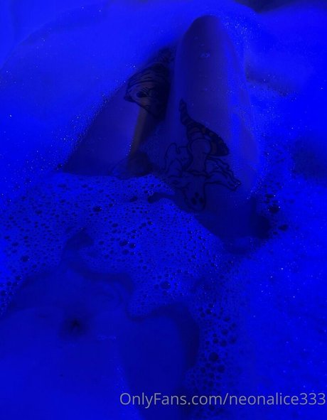 neonalice333 free star gallery