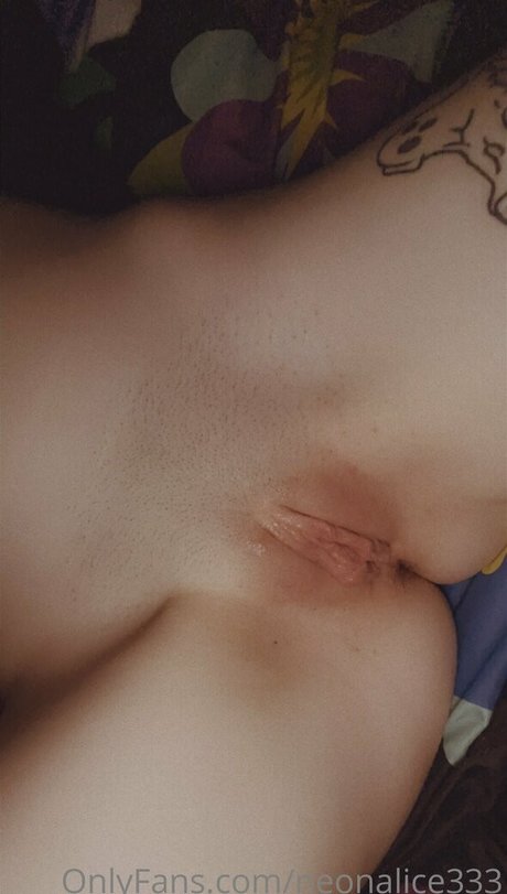 neonalice333 pornstar hot photos