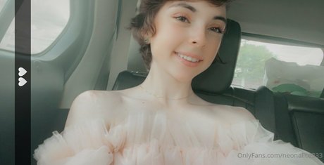 neonalice333 star best pic