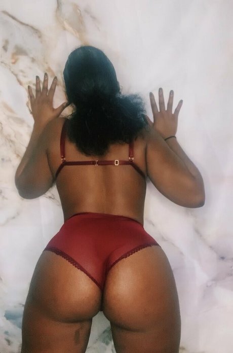 violetvixennfree pretty actress img