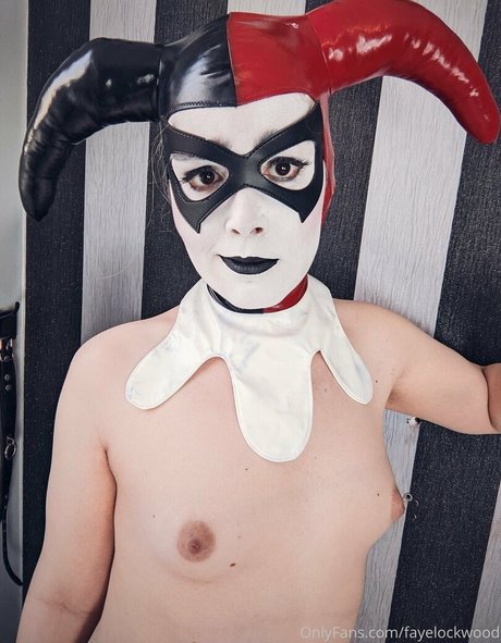 fayelockwood star nudes img