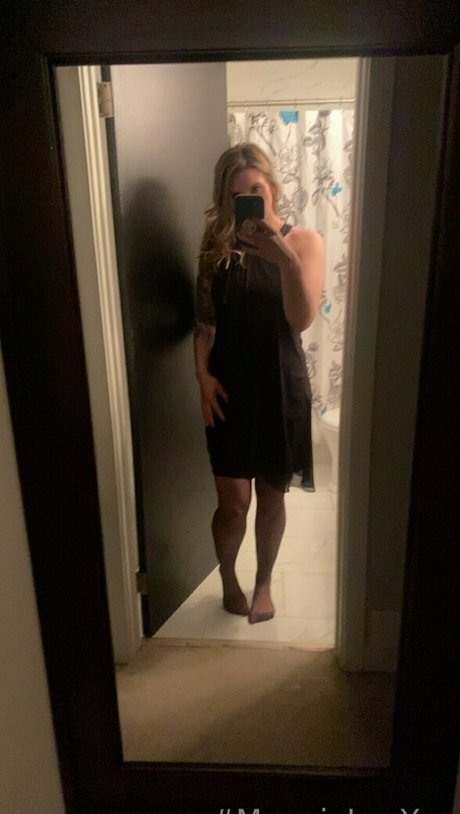 maggieleeyeg pornstar naked gallery