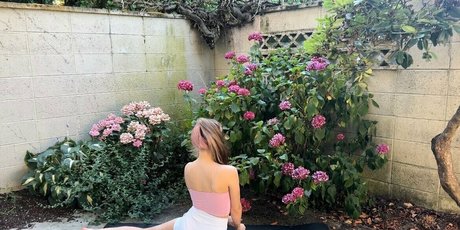 alignedbykarissa model xxx image