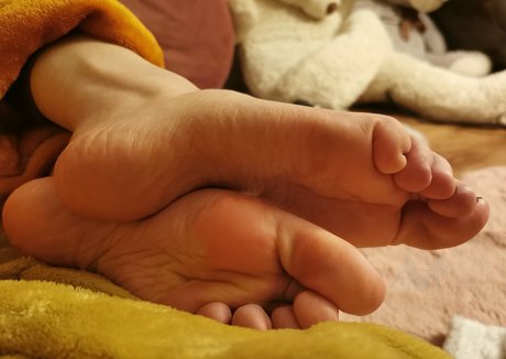 frenchmoon69 hot model image