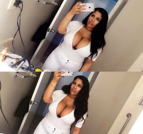 Gabrielle Logan free star photo