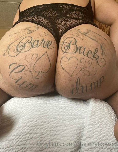 tsselenalopezxx naked actress gallery