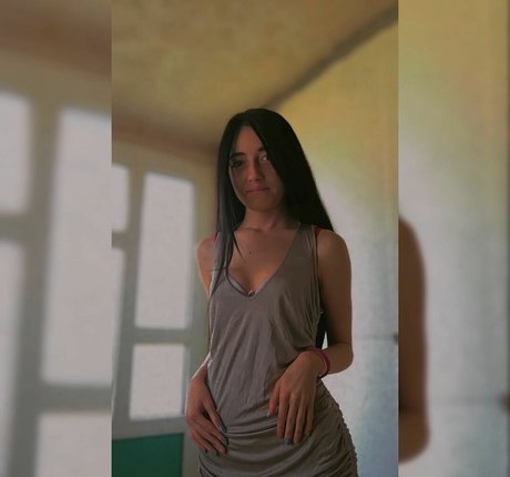 alymaria18 perfect actress gallery