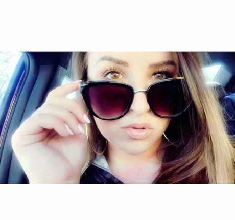 Lizzy Maguire Profile pic