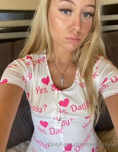 teeenskyler pornstar hd gallery