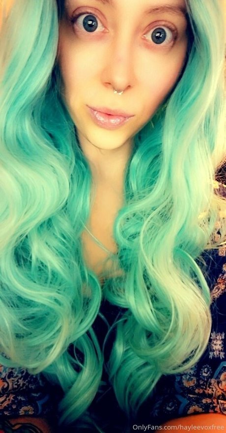 hayleevoxfree hot pornstar picture