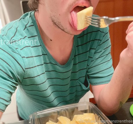 transtrentfree model naked gallery