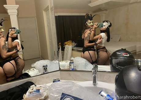 sarahrobert star erotic gallery