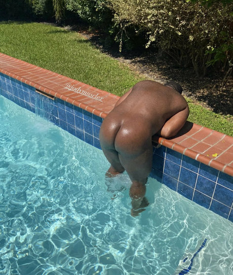 jodymuscle model hd photos