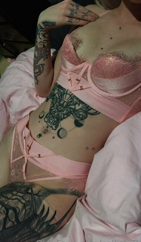 Fetusfromvenus model nude photo