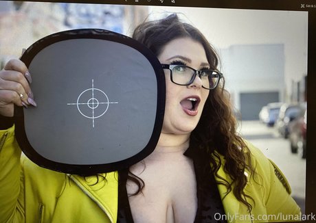 lunalark star sexy gallery