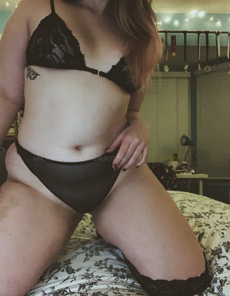 esthererotica Profile pic