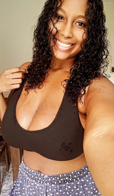 Pantera Neggby perfect actress img