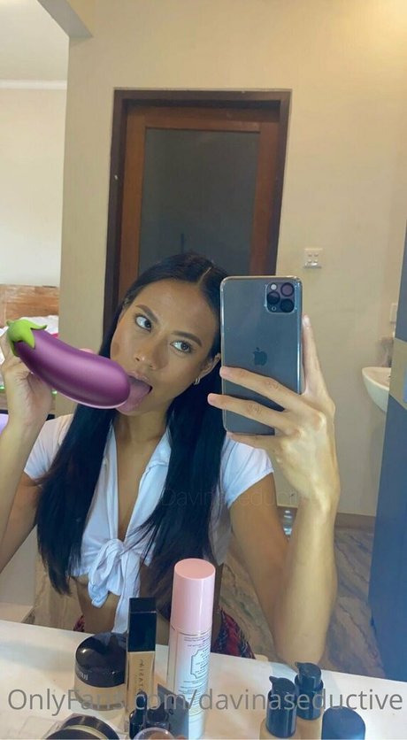 davinaseductive pornstar high quality image