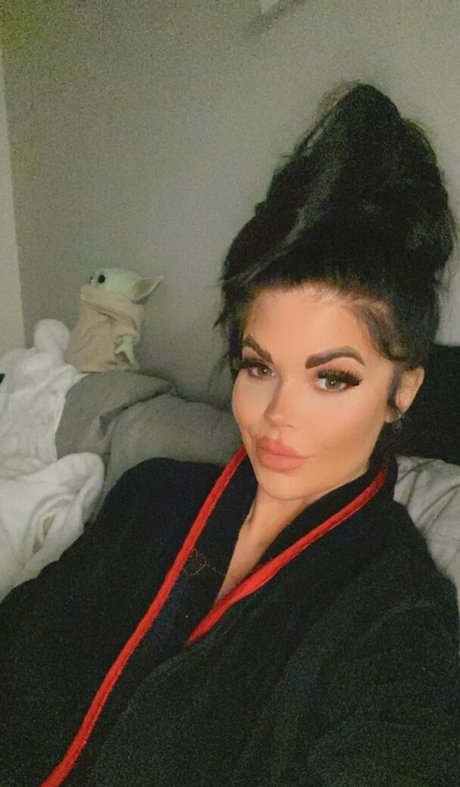 theferrera adult model archive