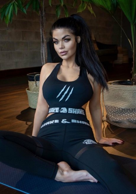 theferrera nude model galleries