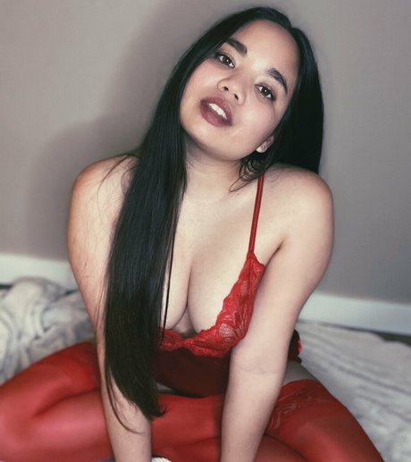 busty mature onlyfans hd pic