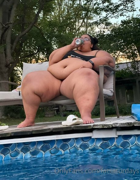 fatsaturdays model beautiful photos