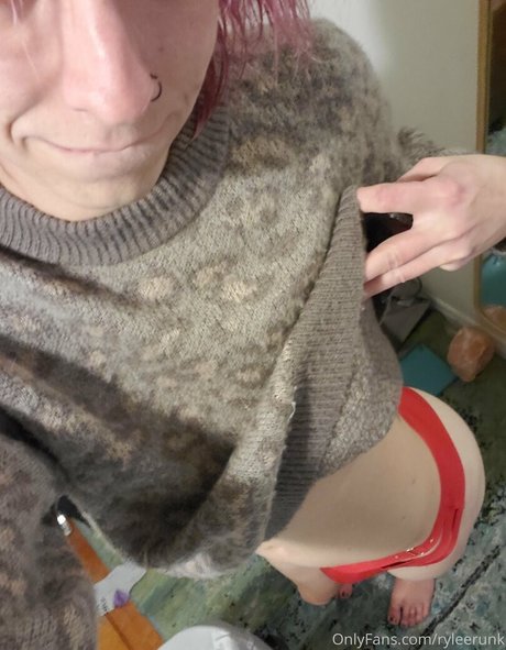 ryleerunk sex actress pic