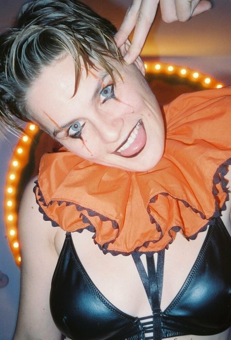 worms forbrains pornstar art pic