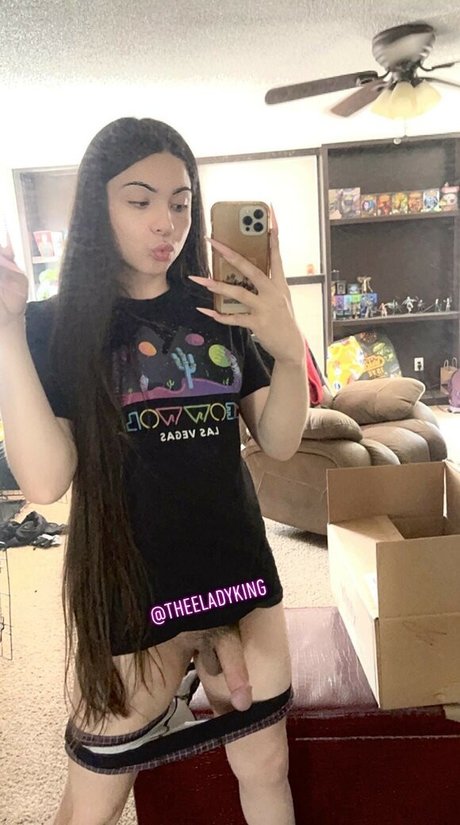 Theeladyking sexy star picture