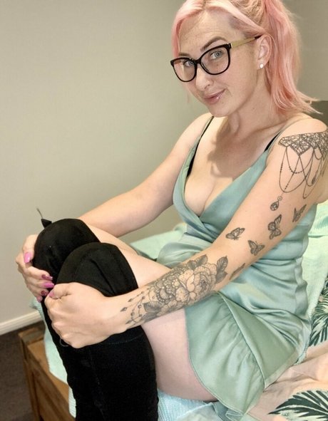 home alone mum hd model galleries