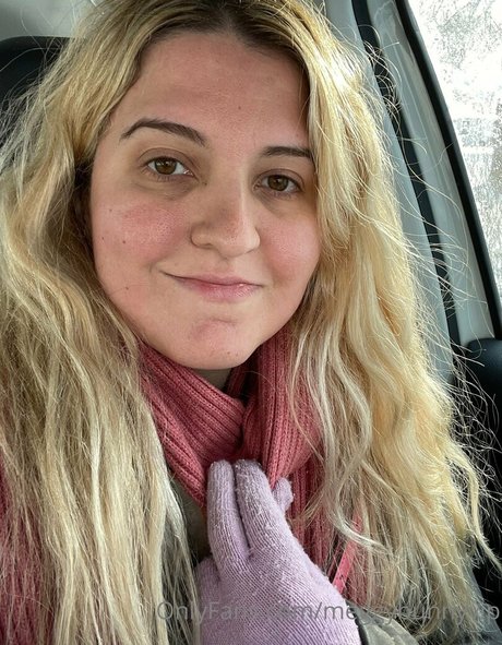 meggybunnyvip model image